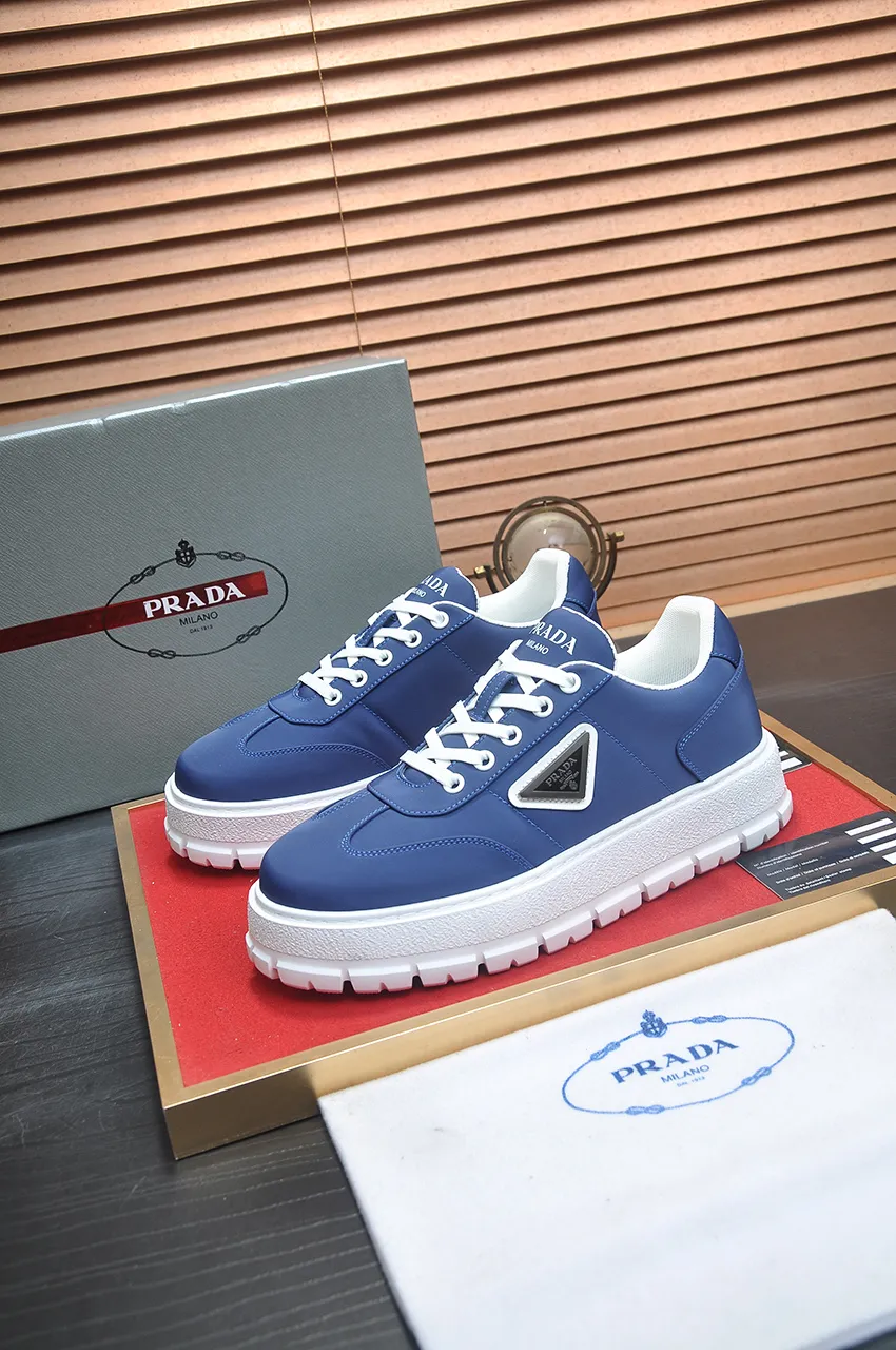 Men's shoes 💰580💶 [PRADA] Top original items, new seasonal styles, high-quality original items, top-grade high-mercerized cowhide combined with original breathable fabric + imported glue, imported stretch fabric inside with original cowhide feet, original thick outsole! Quality guaranteed! Code 38-45 (45 customized)